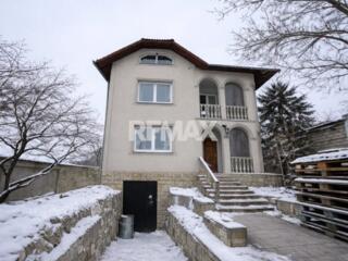 Casă de vânzare, 8 ari, Botanica