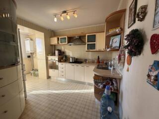 Продается просторная квартира 76 кв м в доме с хорошей ...