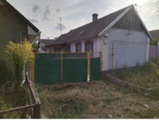 Продам будинок в м. Березівка. Загальна площа 47 м2, Житкова 30 м2, ..