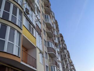 Предлагается к продаже двухуровневая трехкомнатная квартира в ...