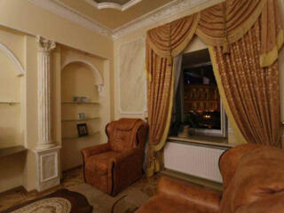 3х комнатная квартира Дерибасовская / Оперный театр