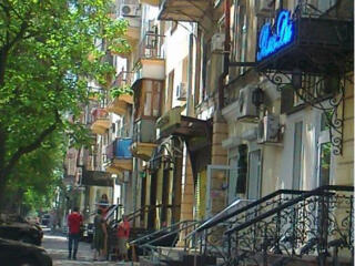 Большая квартира в исторической части города.