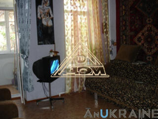 Продам 2-комнатную  квартиру в  Елисаветградском переулке