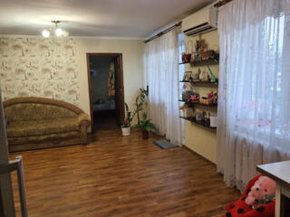 Две комнаты в 4-комнатной квартире на Фонтанской дороге