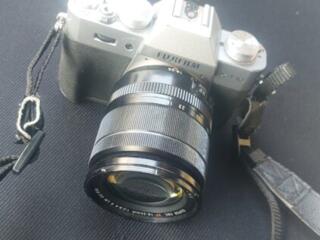 Продам фотоаппарат Fujifilm X-T10