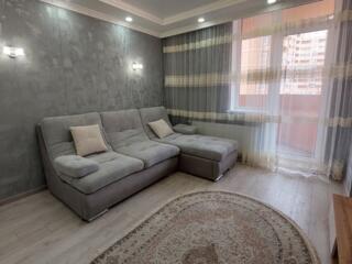 В продаже трех комнатная квартира в ЖК Реал Парке