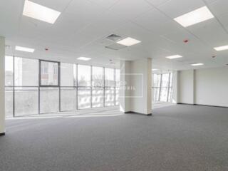 Se dă în chirie spațiu de birouri pe str. Mihai Viteazul, cu ...