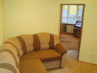 Двох кімнатна студіо в новому домі біля метро Позняки на вул. Гришко .