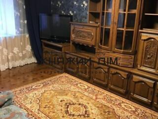 Пропонується затишна 3-х кімнатна квартира ст. м. Палац Україна (600 .