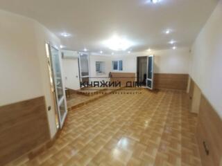 Пропонується в оренду нежитлове приміщення, напівпідвал з окремим ...