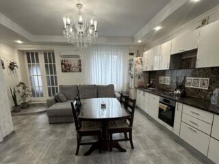 Пропонується до продажу будинок в Нерубайському. Площа будинку 110 м, 