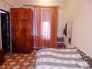 Продам  1 комнатную квартиру в коммуне Исторический Центр ул. ...