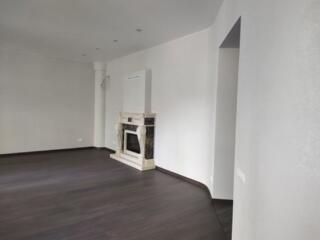 Продам новую квартиру на пересечении улиц Коблевская/ Дворянская.