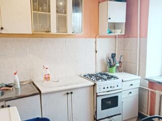 3даю 2 кімнатну квартиру, зупинка Універсам