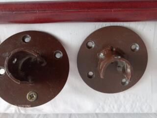 Продаю турник. Цена= 250 руб. Шейкер= 70 рублей.