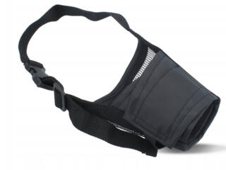 Намордник нейлоновый для большой собаки