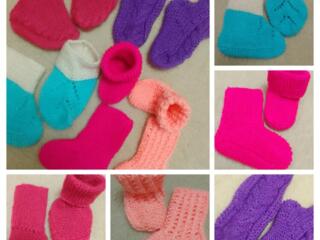 Ручное вязание - детские пинетки и носочки