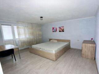 Продам 1-к квартиру на Проспекте Небесной сотни