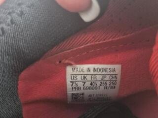 Продам бутсы