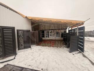 Vânzare, spațiu comercial, 194 mp, str. Ștefan cel Mare, Drochia