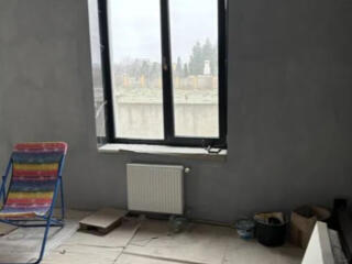 Продам двухэтажный дом 270 кв. м., Совиньон.