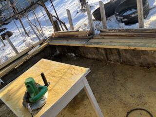 Pot să lucru temporar