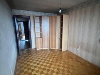 3 комнатную в центре