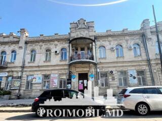 ​ Se oferă spre chirie spațiu pentru oficiu amplasat în sect. Centru, 