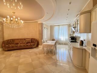 Продам 2 комнатную квартиру с кухней -гостинной на пр. Шевченко в ...