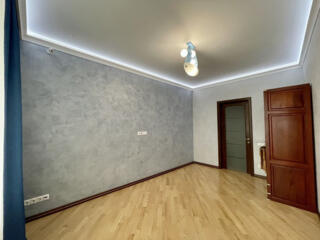 Большая квартира в элитном доме на Таирова/ЖК Каскад