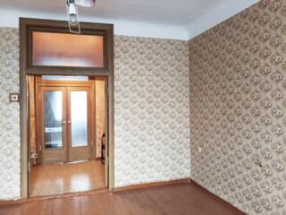 Сталинский дом, 2/3.