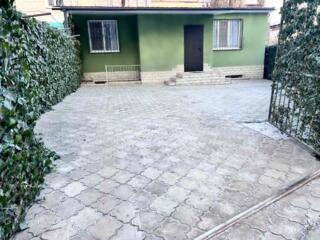 Apartament cu 3 camere, Botanica.