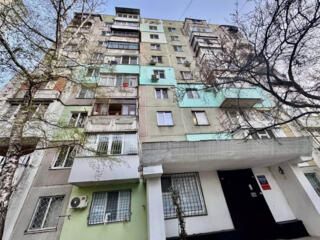 Parc! Sec. Riscani, str. Florilor. 1 camera. Euroreparatie!!!