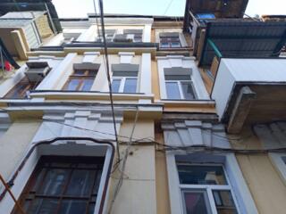 Предлагается к продаже комната в коммуне площадью10,2 кв.м. Третий ...