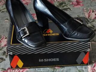 Продается хорошая обувь