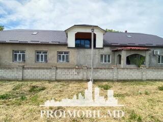 Spre vânzare c onstrucție cu destinație locativă sau comercială, în ..