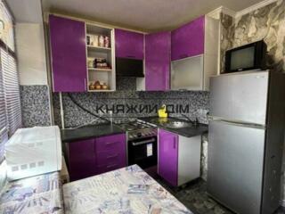 Продаж 3х-кімнатної квартири вул. Вячеслава Чорновола, 33/30. Поверх .