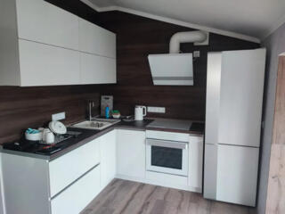 Продам просторную квартиру-студию с евроремонтом в Фонтанке-3