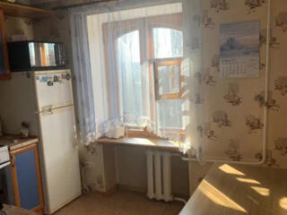 Продам 4 х комнатную квартиру на Черемушках, ул. Малиновского.  ...