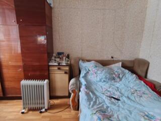 Продам 1 комнатную квартиру на Бочарова/Сильпо