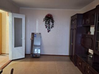 Продам стенку, стол