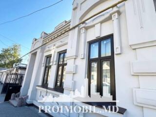 Se oferă spre chirie spațiu pentru oficii amplasat în Centru, str. ...