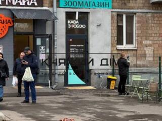 Пропонується до продажу нежитлове комерційне приміщення загальною ...