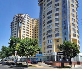 Квартира в элитном доме напротив парка Победы