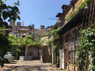 Продам квартиру 220 кв.м. на Садовой