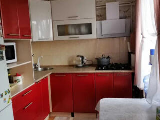 Продам 3-х комнатную квартиру в пгт Радостное (Ивановский р-н, ...