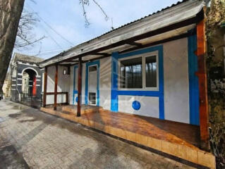 Chirie spațiu comercial - oficiu pe str. Șciusev la prima linie.    ..