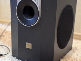 Активный сабвуфер