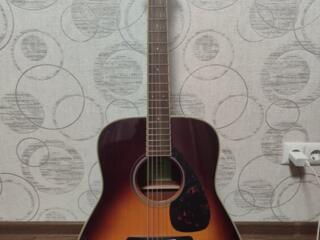 Продам гитару Yamaha FG820