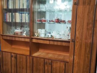 Продам стенку Тигина б/у по 500руб за секцию или 100$ за все 5 секций